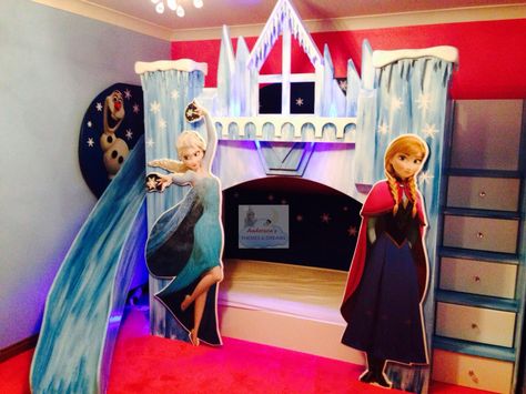 Disney frozen bunk beds Frozen Girls Bedroom, Frozen Room Decor, Disney Frozen Bedroom, Disney Themed Bedrooms, Cool Loft Beds, Youtube Theme, Castle Playhouse, Disney Princess Room, Frozen Bedroom