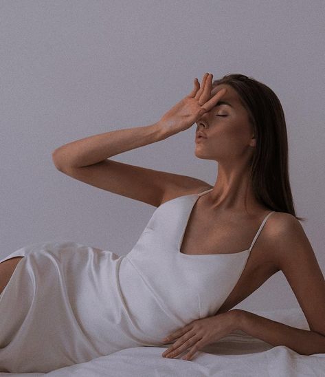 Silk Dress Photoshoot, Silk Dress Aesthetic, White Dress Aesthetic, Indoor Portrait, Selfie Photos, White Silk Dress, Dress Photoshoot, Minimal Photography, Cream Aesthetic