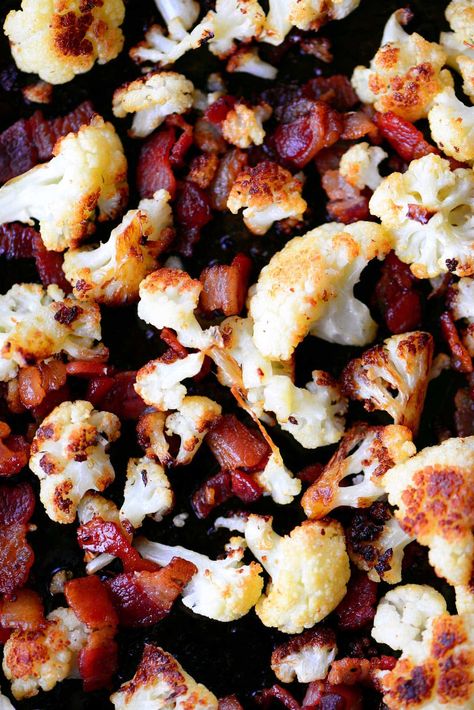 This Bacon Roasted Cauliflower recipe can be enjoyed as a snack or side dish. It's a great appetizer and works for a low carb, high protein or Paleo diet. Bunny Rolls, Primal Eating, Roasted Cauliflower Recipe, Keto Veggies, Cauliflowers, Bacon Cauliflower, Weekly Recipes, Gunny Sack, Roasted Cauliflower Recipes