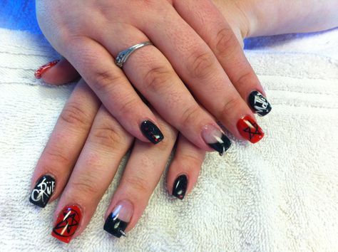 Mötley Crüe nails Motley Crue Nails, Motley Crue, Mötley Crüe, Beauty Stuff, Nail Ideas, Acrylic Nails, Nail Art, My Style, Nails