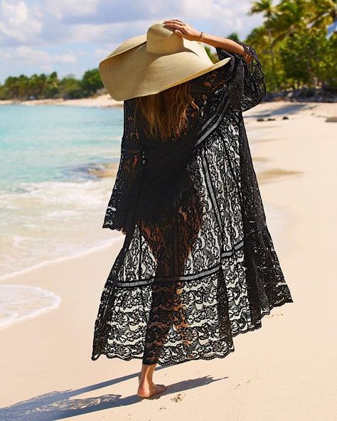 Classy Wedding Guest Dresses, Celana Fashion, Resort Fashion, Swimwear Trends, Boho Lace, Dress The Population, Lace Maxi, Sports Illustrated, Autumn Fashion Women