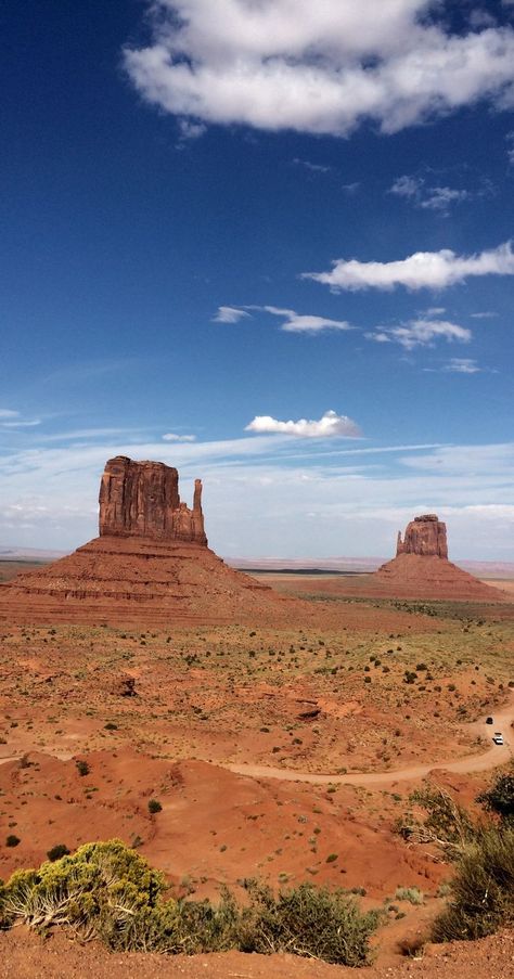 red stone mountains in monument valley arizona Southwest Road Trip, Usa Nature, Road Trip Ideas, American Southwest, Travel Design, Road Trip Usa, Trip Ideas, Vacation Ideas, Dream Vacations