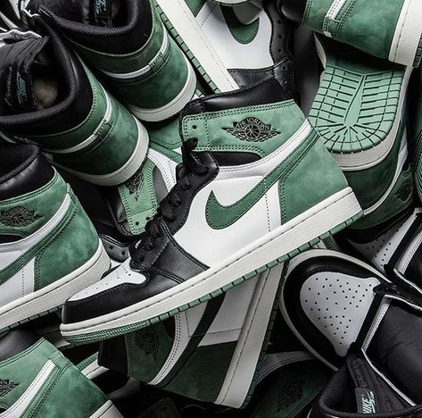 Air Jordan 1 High “Clay Green” Clay Green Jordan 1, Jordan 1 Clay Green, Sneaker Wishlist, Nike Jordan Air 1, Jordan 1 Green, Jordans Aesthetic, Outfits With Jordan 1s Fashion Styles, Air Logo, Green Jordans