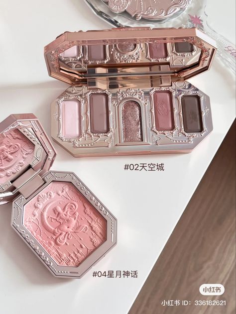 Chinese Makeup Products, Celestial Castle, Flowerknows Makeup, Moonlight Mermaid, Dreamy Jewelry, Everyday Eyeshadow, Sky Castle, Chinese Makeup, Princess Makeup