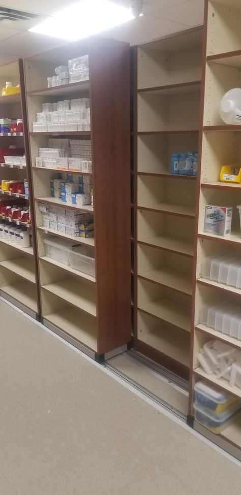 Pharmacy Shelves, Medical Organization, Medicine Box Design, Medical Supply Storage, Rolling Shelves, Box Organization, Luxury Ceiling Design, Movable Shelf, Medication Storage