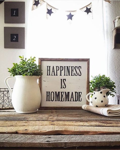 Cute Signs For Bedroom, Family Sign Ideas, Signs For Bedroom, Whimsical Kitchen, Happiness Is Homemade, Homemade Home Decor, Happy Kitchen, Laundry Decor, Family Sign