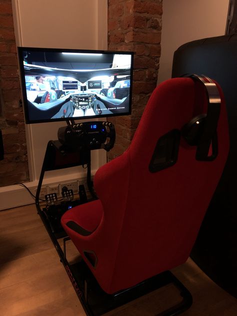 Our new F1 Simulator utilises an FIA approved racing seat and official F1 approved Fanatec steering wheel and pedal set to create the most realistic driving experience. F1 Simulator, F1 Simulator Room, Racing Simulator Room, F1 Car In Living Room, Steering Wheel Gaming Setup, Driving Simulator, Driving Simulator Setup, F1 Racing Simulator, Racing Simulator