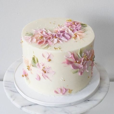 Soul Cake, Cake With Flowers, Easy Cake Decorating, Painted Cakes, Gorgeous Cakes, Floral Cake, Cake Decorating Tips, Cake Decorating Techniques, Buttercream Cake