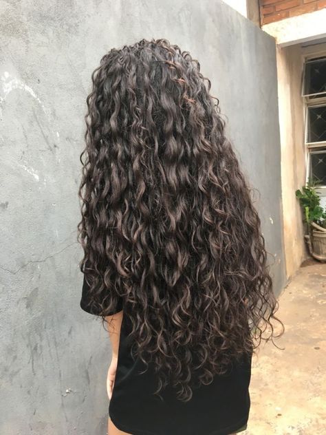 Super Long Curly Hair Natural Curls, Long Permed Hair Before And After, Long 3a Hair, Long Curly Hair Naturally, Perm On Long Hair, Perms For Long Hair, Super Long Curly Hair, Long Naturally Curly Hair, Pretty Curly Hair