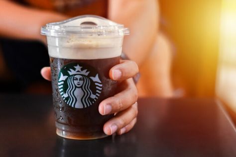 Nitro Cold Brew Starbucks, Cold Brew Starbucks Order, Cold Foam At Home, Starbucks Flavors, Starbucks Vanilla, Starbucks Order, Italian Drinks, Nitro Cold Brew, How To Order Starbucks