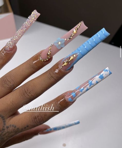 Nail Designs Bling, Nails May, Acrylic Toe Nails, Long Acrylic Nail Designs, Blue Acrylic Nails, Drip Nails, Nails Design With Rhinestones, Short Square Acrylic Nails, Exotic Nails