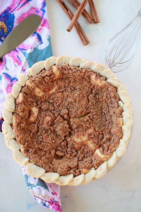 Amazing Sopapilla Cheesecake Pie | Tangled with Taste Sopapilla Cheesecake Pie, Sopapilla Recipe, Sopapilla Cheesecake, Just Pies, Pear Crumble, Cinnamon Crumble, Cheesecake Pie, Crumble Cake, Cheesecake Filling