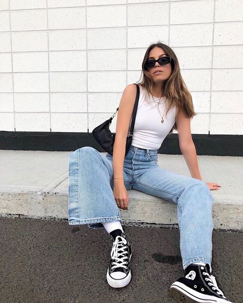 Samantha Miles (@samanthamilesnyc) • la cali california cool girl style converse summer skater fashion lifestyle Converse Summer, High Top Converse Outfits, Skater Fashion, Aesthetic Wardrobe, Black High Top Converse, Basic Girl, Style Converse, Cool Girl Style