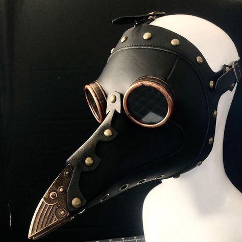 Plague Masks, Plague Doctor Halloween Costume, Black Plague Doctor, Doctor Halloween Costume, Steampunk Plague Doctor, Raven Mask, Doctor Halloween, Plague Doctor Costume, Bird Mask