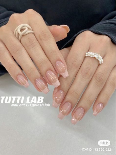 Hello Nails, Casual Nails, Blush Nails, Tip Nails, Soft Nails, Kawaii Nails, Shoes Sport, Yeezy Shoes, Elegant Nails