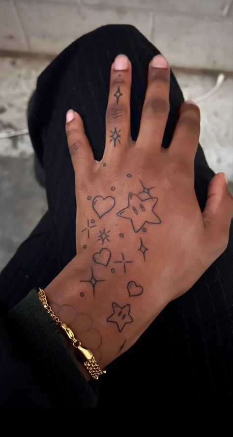 Forearm Tattoos Black Woman, Wrist Tattoos For Women Black, Color Wrist Tattoo, To Be Young Gifted And Black Tattoo, Lil Cute Tattoos, Tattoo Ideas No Shading, Soulaan Tattoo, Aesthetic Tattoos Black Women, Tats Black Woman