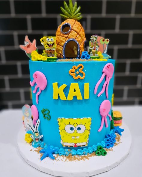 Spongebob themed Cookies & Cream Cake... Thanks for choosing O'Denise! #millbrookalabamabaker #smallbusiness #cakedecorating #spongebobcake #odenisecupcakesandsweets Cake For 2 Year Boy, Water Theme Cake, Spongebob Water, Cookies Cream Cake, Spongebob Cake, Cookies And Cream Cake, Piping Techniques, Themed Cookies, Cookies Cream