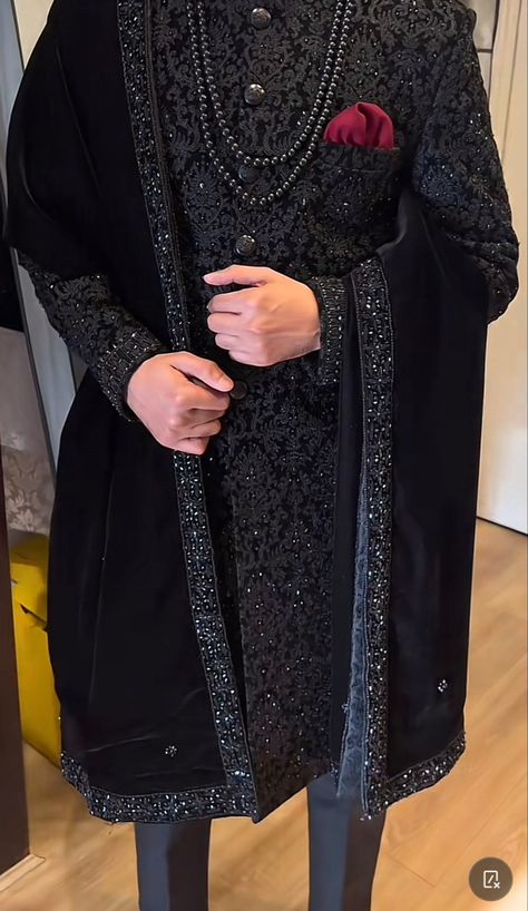 Groom Pakistani Wedding Outfits, Black Sherwani Groom Pakistani, Reception Dress For Men, Black Sherwani, Niqabi Bride, Suit For Men Wedding, Indian Groom Dress, Sherwani For Men Wedding, Wedding Kurta For Men