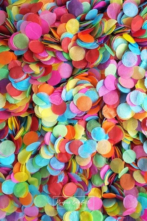 Taylor Swift Aesthetic Background, Confetti Aesthetic, Background Taylor Swift, Rainbow Themed Wedding, Sprinkles Wallpaper, Wallpaper Sparkle, Confetti Wallpaper, Confetti Birthday Party, Confetti Background