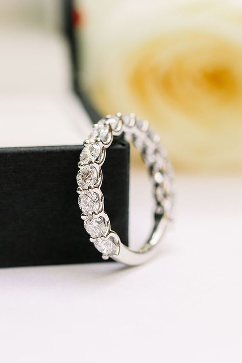 Eternity ring diamond