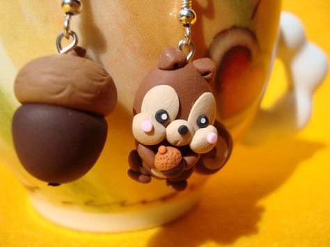 Squirrel Polymer Clay, Polymer Clay Squirrel Earrings, Clay Squirrel, Clay Keychain, Kawaii Earrings, Earrings Polymer, Polymer Clay Animals, Polymer Clay Jewelry Diy, Cute Polymer Clay