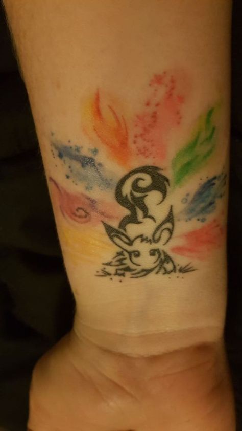 Eevee Tattoo, Pokeball Tattoo, Beauty And The Beast Tattoo, Pikachu Tattoo, Tattoo Beautiful, Gamer Tattoos, Tattoo Watercolor, Small Rose Tattoo, Pokemon Tattoo