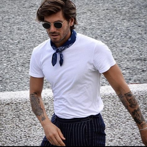 Styling A Bandana Men, Neck Bandana Outfit Men, Bandana Neck Scarf Outfit Men, Bandana Male Outfit, Men’s Neckerchief Outfit, Mens Scarf Fashion, Stylish Men Wear, Bandana Styles, Mens Trendy Outfits