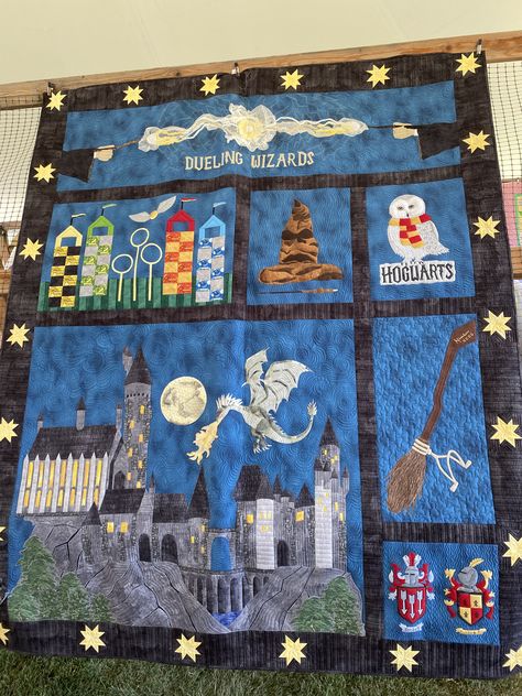 Harry Potter Quilts, Harry Potter Quilt Ideas, Harry Potter Quilt Ideas Patterns, Harry Potter Bookcase Quilt, Harry Potter Nursery Blankets, Harry Potter Quilt, Quilt Ideas, Baby Quilts, Room Ideas