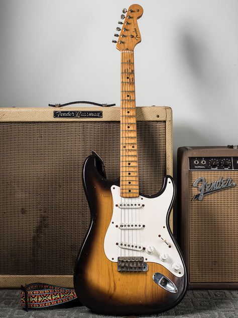 Vintage Guitar, Fender Guitar Amps, Fender Guitars Stratocaster, Taylor Guitars, Rare Guitars, Fender Strat, Stratocaster Guitar, Fender Vintage, Fender Electric Guitar