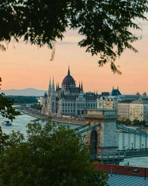 Hungry Budapest, Budapest Vacation, Eclectic Music, Budapest City, Budapest Travel, Europe Summer, Central Europe, Budapest Hungary, Beautiful Places In The World