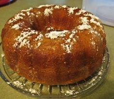 Fuzzy Navel, Cake Mix Desserts, Boozy Desserts, Warm Cake, Rum Cake, Unique Desserts, Types Of Cakes, Delicious Cake, Cake Mix Recipes