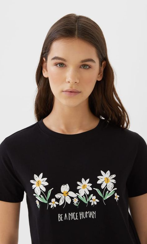 T-shirts for women | Summer fashion 2020 | Stradivarius United Kingdom Tshirt Photography, Embroidery On Clothes, Boring Clothes, Tee Shirt Designs, Women's T Shirts, Great T Shirts, Clothes Collection, Women's Summer Fashion, Girls Jeans