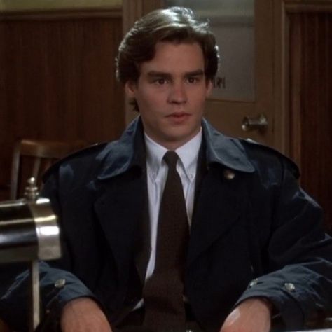 chuck bishop icon 🎬 : married to it (1991) Robert Sean Leonard Married To It, Letterboxd Pfp, Robert Leonard, Neil Perry, James Wilson, Robert Sean Leonard, Sean Leonard, Oh Captain My Captain, House Md