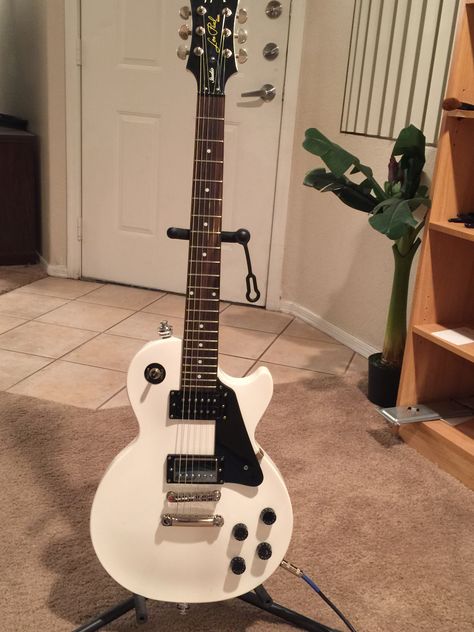 White Les Paul, Guitar Collection, Les Paul, All White, Electric Guitar, Guitar, Pins, White, Quick Saves