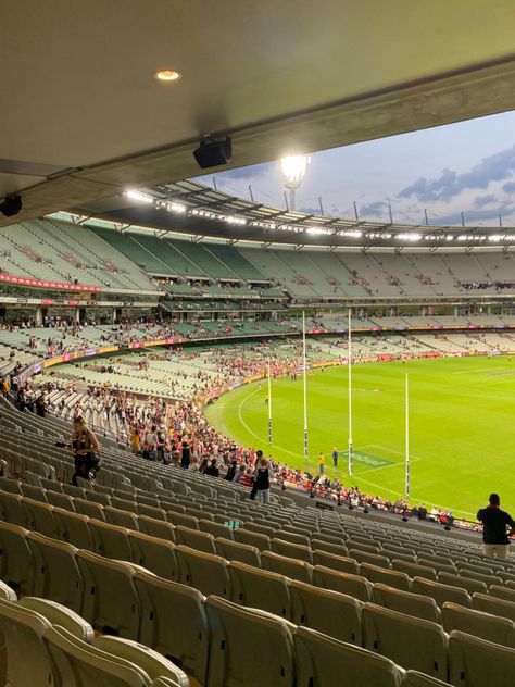 #AFL #australia #aesthetic #stkildafc Australian Football Aesthetic, Wag Life Aesthetic, Afl Aesthetic, Footy Games, Stadium Pics, Australia Aesthetic, Football Wife, Melbourne Winter, Aussie Summer