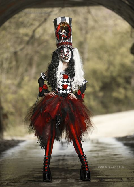 Dark Carnival Themed Photoshoot By Tara Mapes Of Enchanted Eye Creations The Dark Carnival, Circus Halloween Costumes, Creepy Nature, Clown Costume Women, Costumes For Teenage Girl, Dark Carnival, Rainbow Dolls, Creepy Circus, Creepy Halloween Costumes