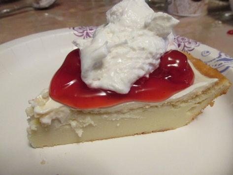 Impossible Desserts, Impossible Cheesecake, Cream Cheese Cherry Pie, Bisquick Pie, Bisquick Recipes Dinner, Impossible Recipes, Impossible Pies, Jiffy Mix, Impossible Pie