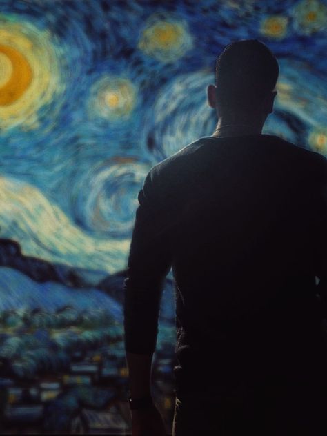 A guy starring at the starry night The Starry Night, Van Gogh, Starry Night, Van, Art