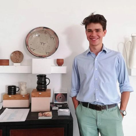 Meet Samuel Chatto, Queen Elizabeth’s heartthrob grandnephew: the British royal is 29th in line to the throne, a pottery artist and qualified yoga instructor who trained in India | South China Morning Post Samuel Chatto, Lady Sarah Chatto, Pottery Artist, Yoga Guru, Lady Louise Windsor, English Royalty, Morning Post, Princess Margaret, The Throne