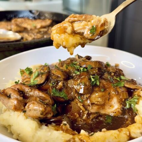 Chicken Thighs With Gravy, Skillet Chicken Thighs, Chicken Thighs Mushrooms, Baby Bella Mushrooms, Over Mashed Potatoes, Roasted Chicken Thighs, Mushroom Gravy, Baked Chicken Thighs, Boneless Chicken Thighs