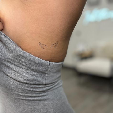 Healed tiny fine line tattoos are my favorite 🖤 - #bostonfineline #healedtinyfineline #healedfineline #tinyfinelinetattoos #tinytattoosnearme #finelinenearme Fine Line Tattoo Healed, Fine Line Tattoo, Healing Tattoo, Line Tattoo, Fine Line Tattoos, Line Tattoos, Tattoo Inspo, Fine Line, Tiny Tattoos