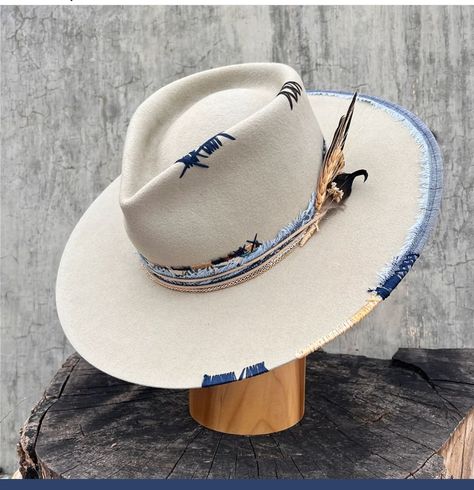 Decorated Fedora Hats, Rocker Style Men, Nick Fouquet Hats, Western Hats For Women, Cowboy Hat Design, Cowboy Hat Styles, Mens Dress Hats, Custom Cowboy Hats, Fedora Style