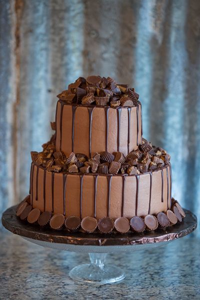 Grooms Cake Ideas, Chocolate Grooms Cake, Reese's Pieces, Creative Wedding Cakes, Groom Cake, Wedding Cake Photos, Wedding Cake Recipe, Chocolate Wedding Cake, Classic Cake