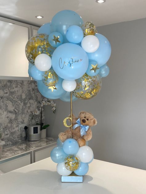 Balloon Topiary, Baby Shower Teddy Bear, Boy Baby Shower Centerpieces, Baby Shower Balloon Decorations, Bear Baby Shower Theme, Idee Babyshower, Baby Shower Theme Decorations, Baby Shower Deco, Diy Baby Shower Gifts