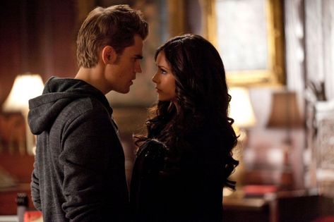 The Vampire Diaries Photos, Vampire Diaries Photos, Paul Wesley Vampire Diaries, Katerina Petrova, The Vampire Diaries 3, Vampire Diaries Seasons, Vampire Diaries Damon, Bonnie Bennett, Vampire Diaries Cast