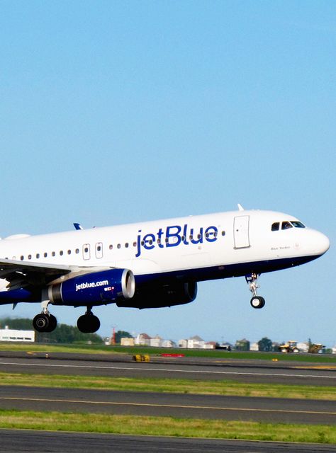 Stop What You're Doing— JetBlue Is Having A Huge Sale With $39 Flights+#refinery29 Jet Blue Airlines, Mothers Day Ad, Motorcycles And Scooter, Phone Wallpaper Pink, Flight Deals, Airline Flights, Commercial Aircraft, Baby Crying, Make You Cry