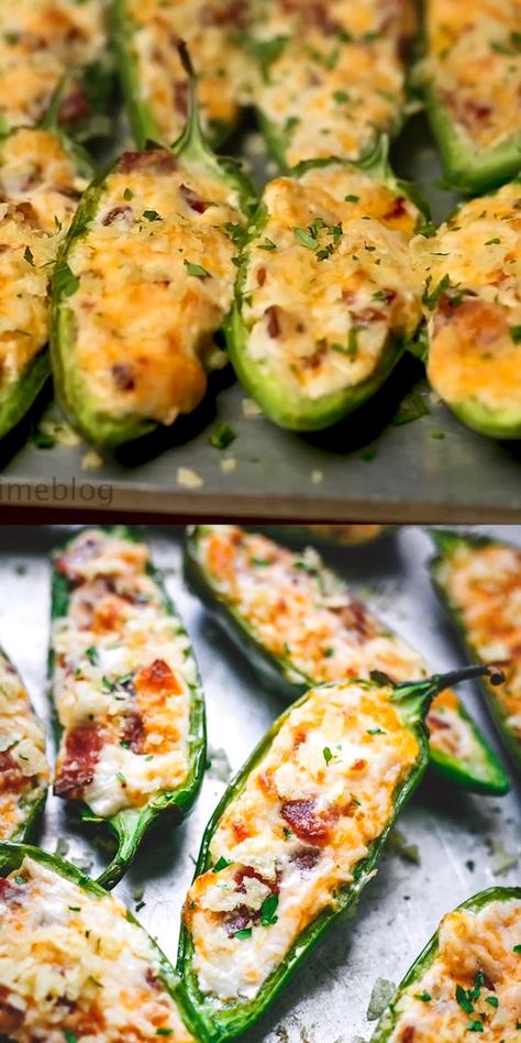 Filled Jalapeno Peppers, Easy Jalepeno Recipes, Halopinio Poppers, Jalopinos Poppers, How To Make Jalapeno Poppers, Apettizer Recipes, Jalapeño Pepper Recipes, Stuff Jalapeno Peppers, Jalapeño Ideas