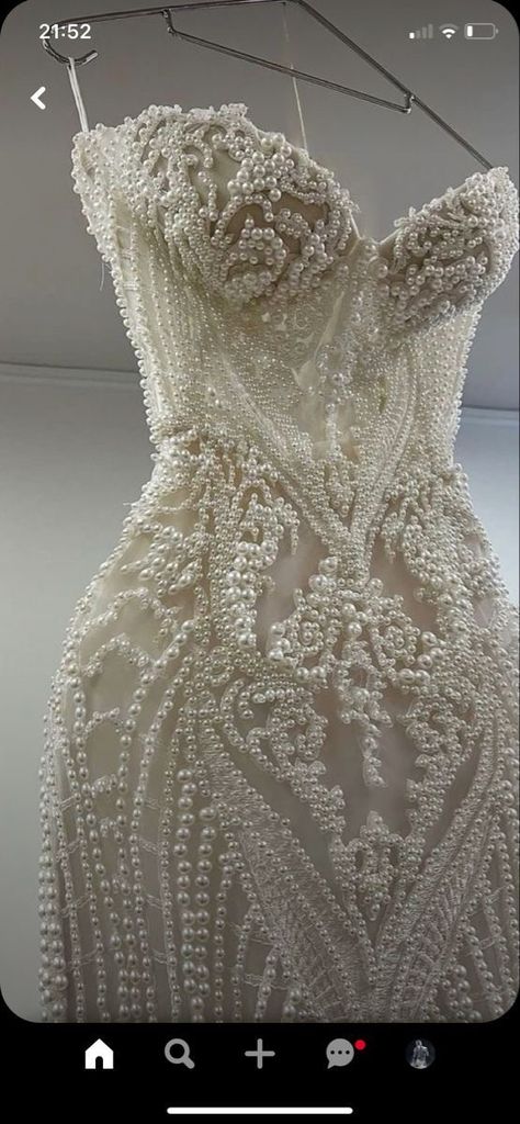 Pearl Wedding Dress Aesthetic, Pearl White Prom Dresses, Pearl Sparkle Wedding Dress, Peral Wedding Dress, Pearl Dress Design Prom, Prom Dresses Pearl, Wedding Dresses Beading, Wedding Dress Glamorous, Pearl Mermaid Dress