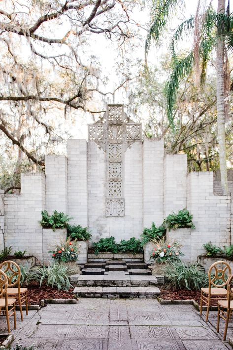 Museum Wedding Venues, Bohemian Chic Weddings, Florida Art, Historic Wedding, Florida Wedding Venues, Wedding Venue Inspiration, Museum Wedding, Orlando Wedding, Anniversary Photos