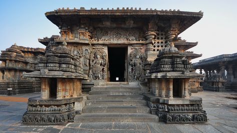 Hoysaleswara Temple is a shiva temple known for its elaborate relief designs, geometric pillars, stone carvings, and statues. Hoysaleshwara Temple, Chennakeshava Temple, Shiva Temple, India Architecture, Hindu Temples, Nice Photos, Indian Architecture, Hindu Temple, Stone Carving